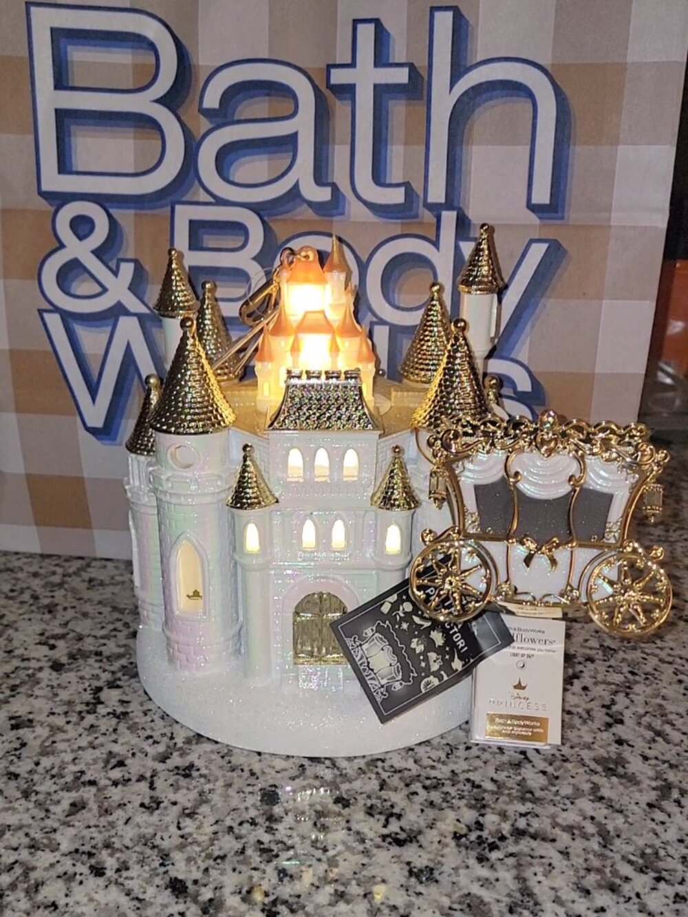 ✨️ BATH AND BODY WORKS DISNEY CASTLE PEDESTAL CANDLE HOLDER